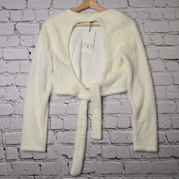Zara Fuzzy Ivory White Tie Back Long Sleeve Crop Top Open Back New Size Large - Picture 8 of 11